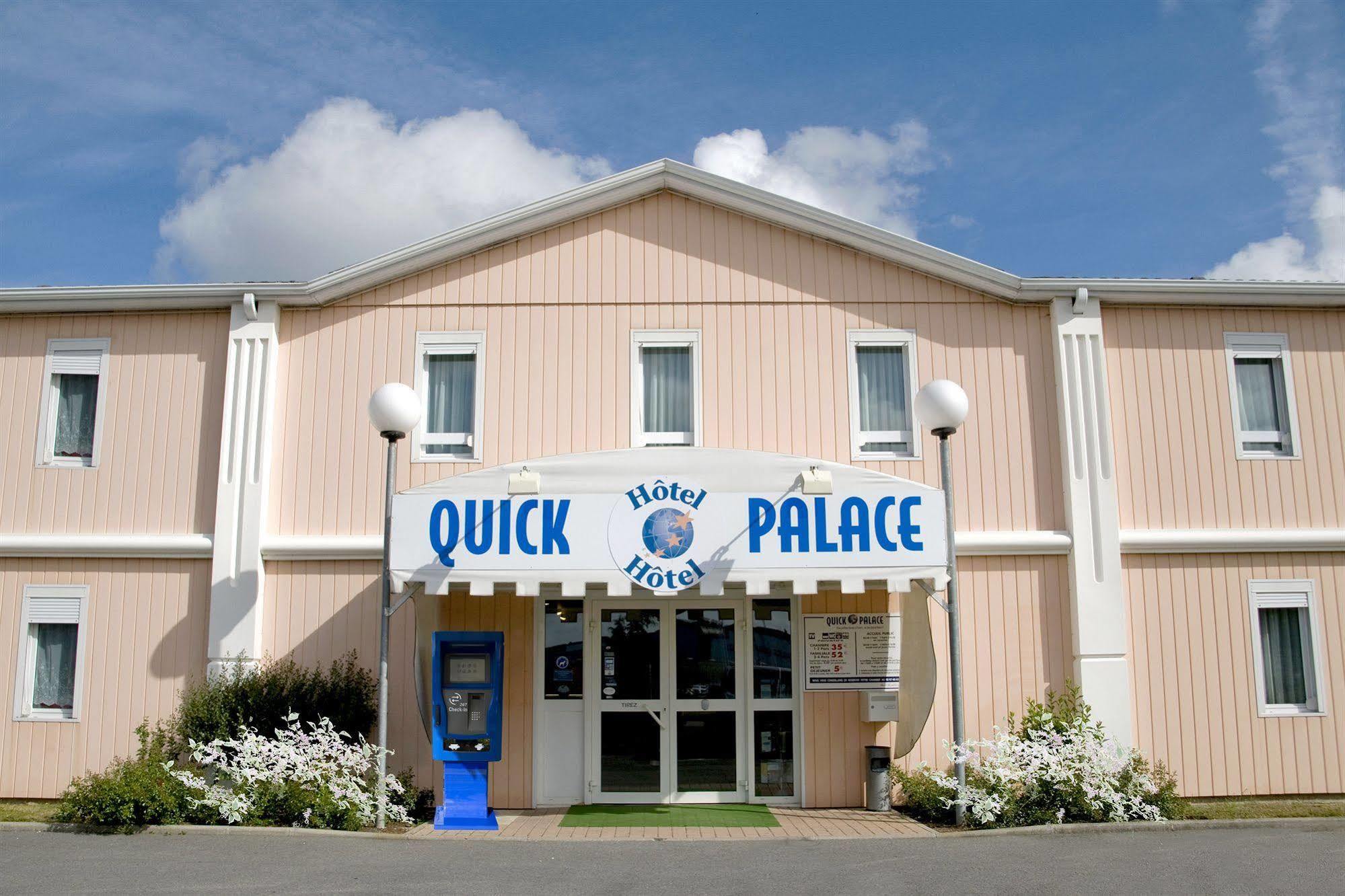 Quick Palace Ван Екстериор снимка